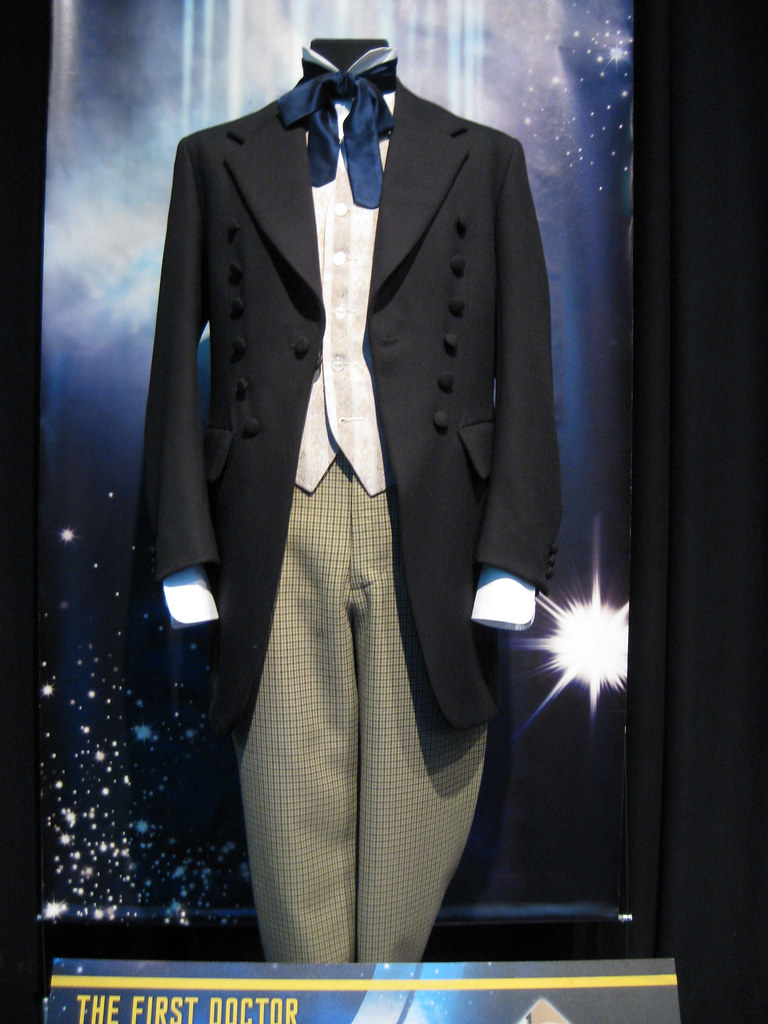 pix 1St Doctor Costume