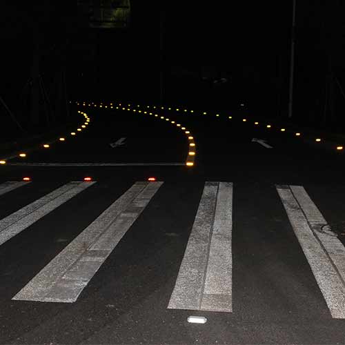 picture Motorway At Night Reflective Studs