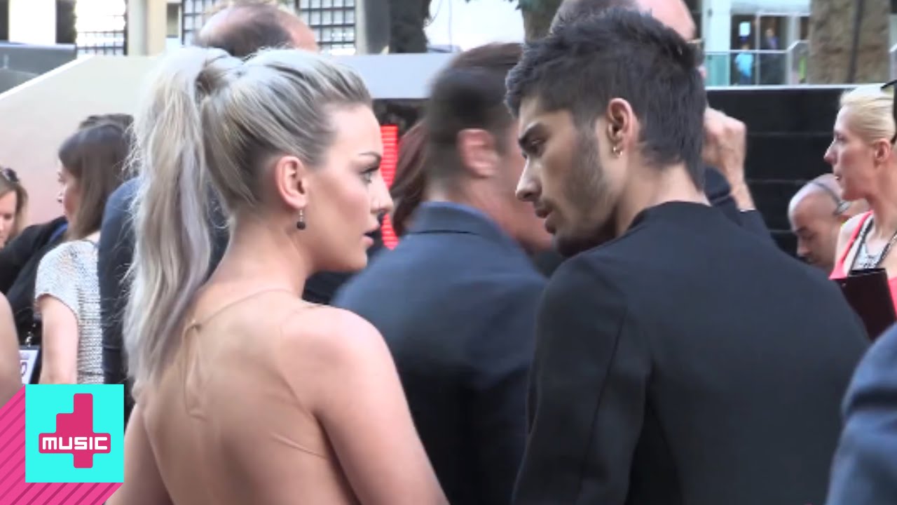 Featured image of post Perrie Edwards One Direction This Is Us Premiere