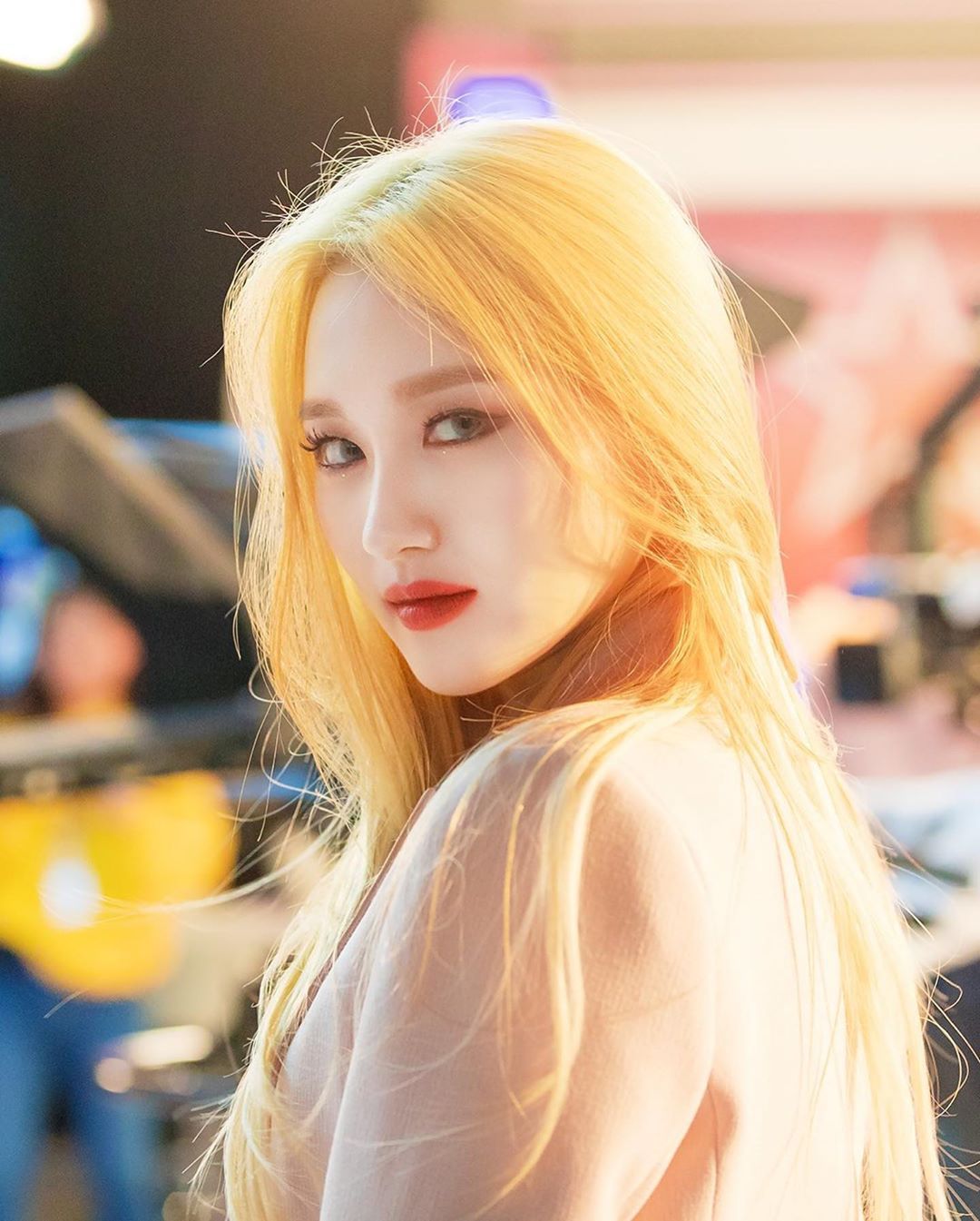 picture Siyeon Dreamcatcher Blonde