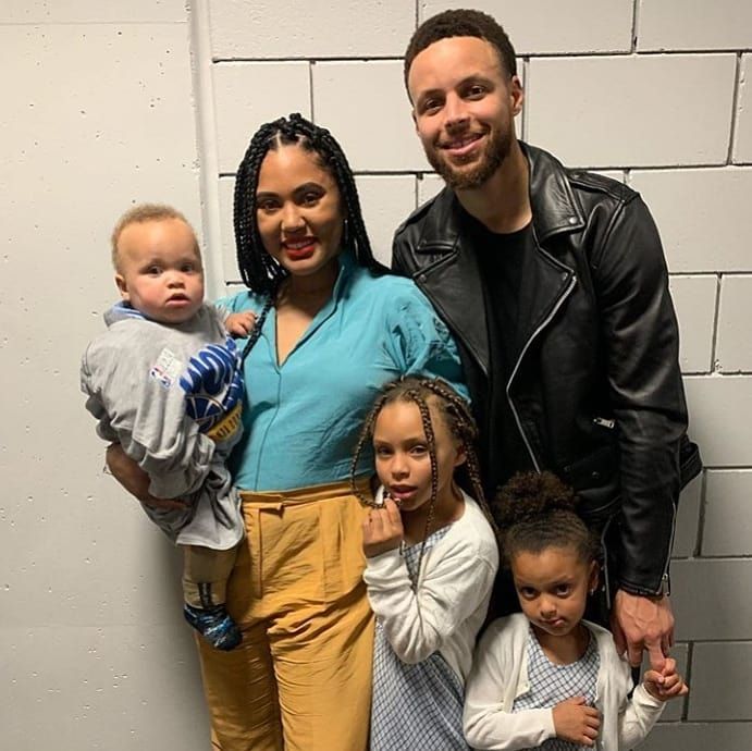 images Steph Curry Family Photo